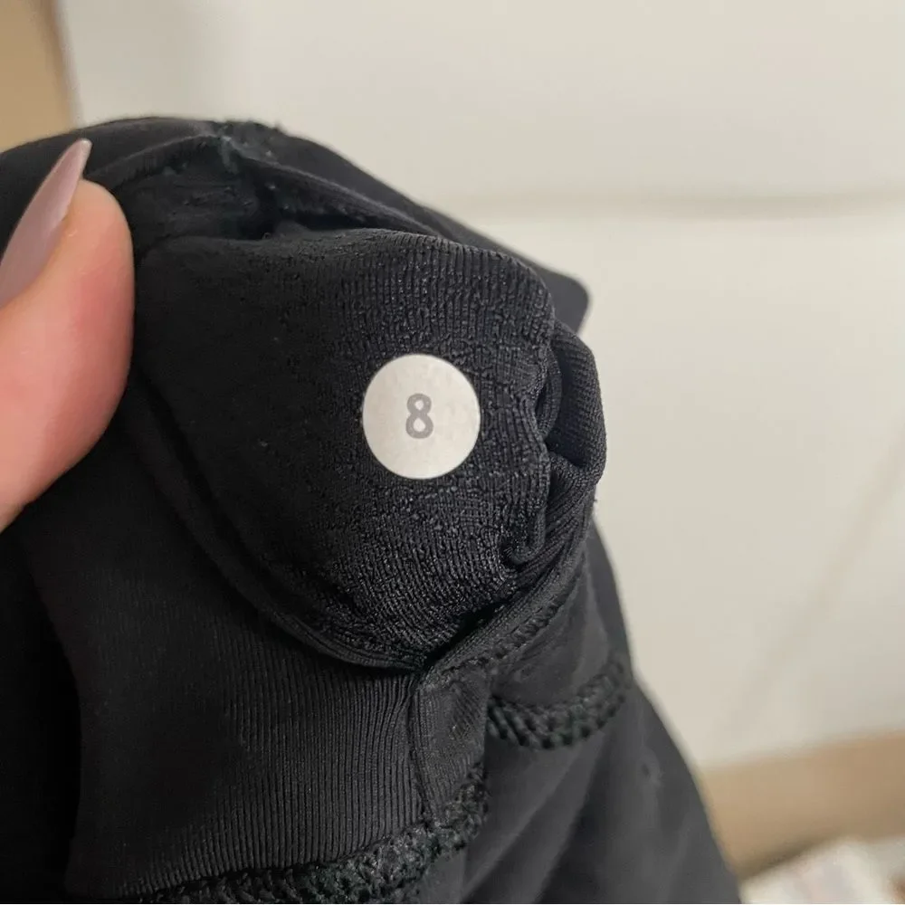 Lululemon Black Mid Rise Cropped Activewear Leggings